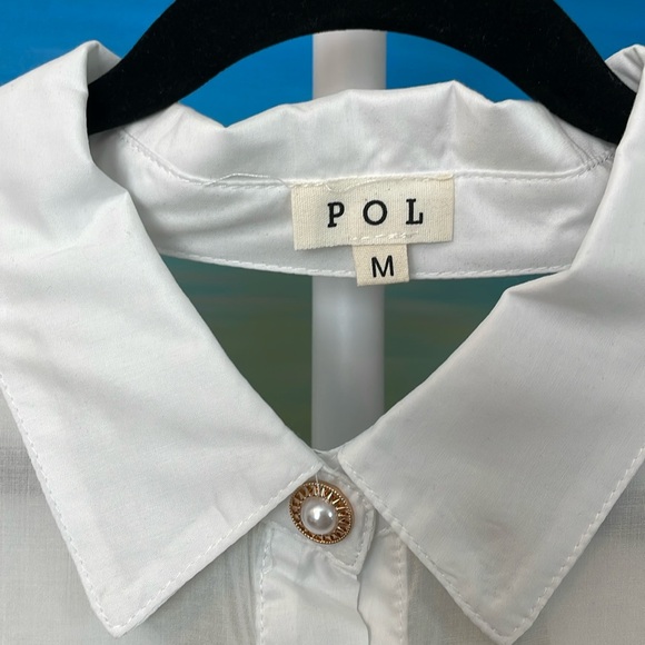 POL White Button Down Tunic Shirt with Long Sleeves and Open Back - Picture 2 of 6